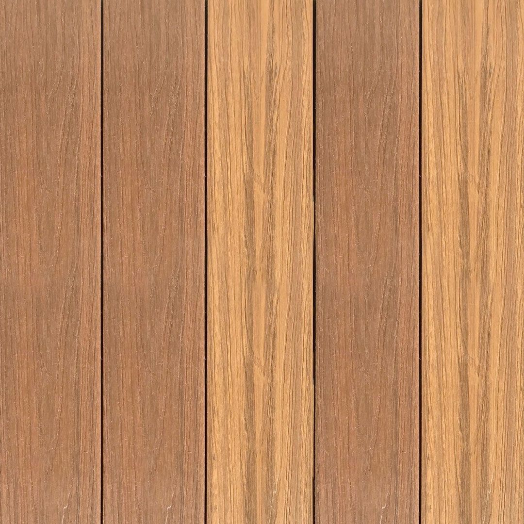 Suelo de madera exterior y tarimas